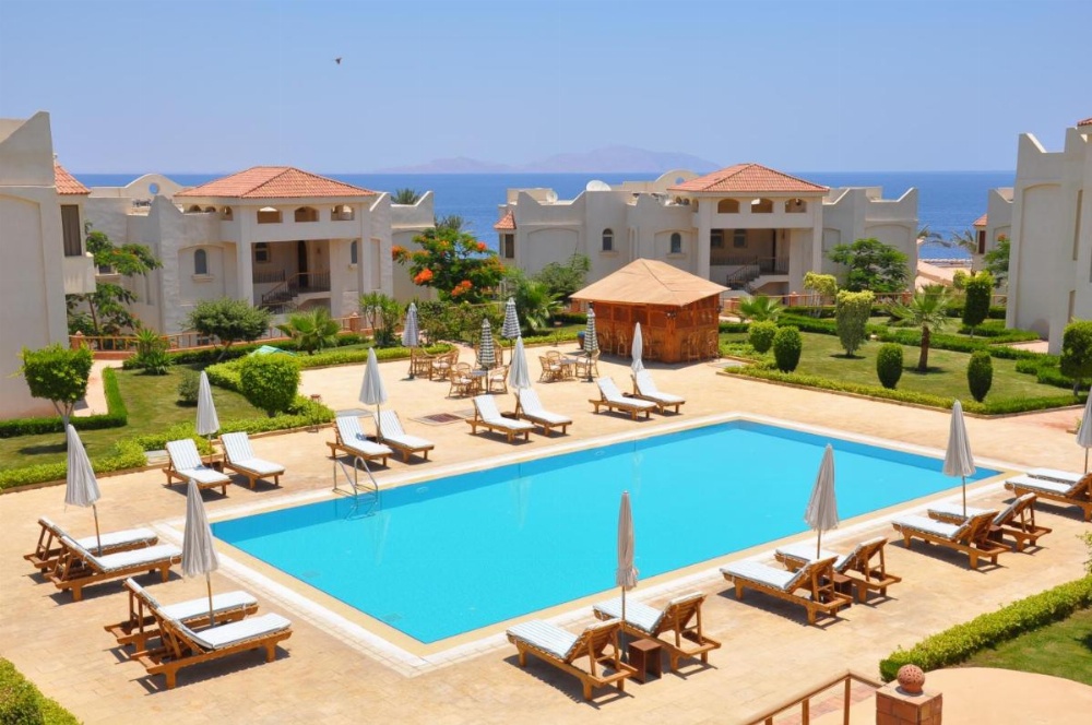 Tamra Residence Apartment Families and Couples Only